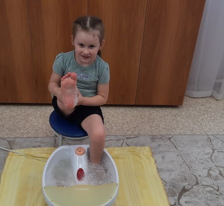 Чтобы наши ножки весело шагали по дорожке