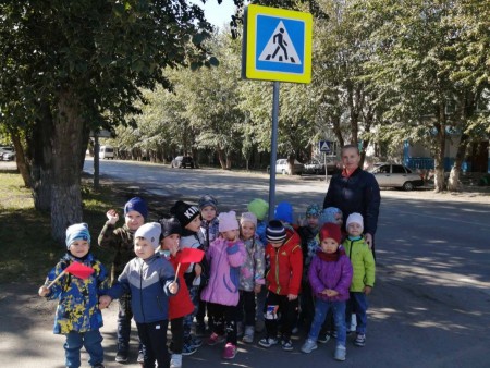 Правила дорожные знать каждому положено!